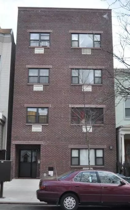 Bronx, NY 10467,3144 Hull AVE