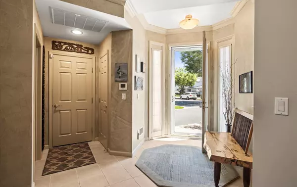 Melville, NY 11747,768 Bardini DR