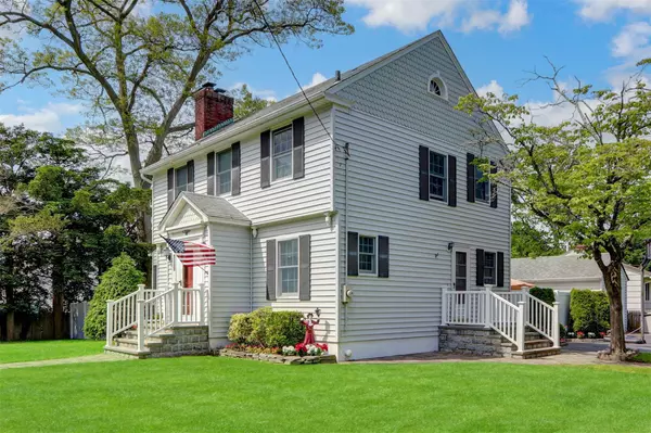 Babylon, NY 11702,170 Little East Neck RD