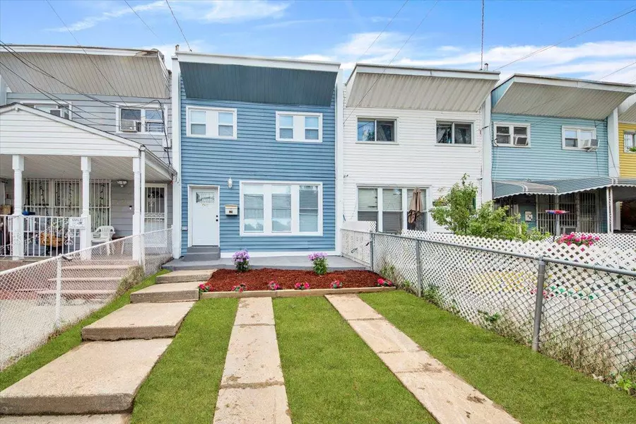 528 Bolton AVE, Bronx, NY 10473