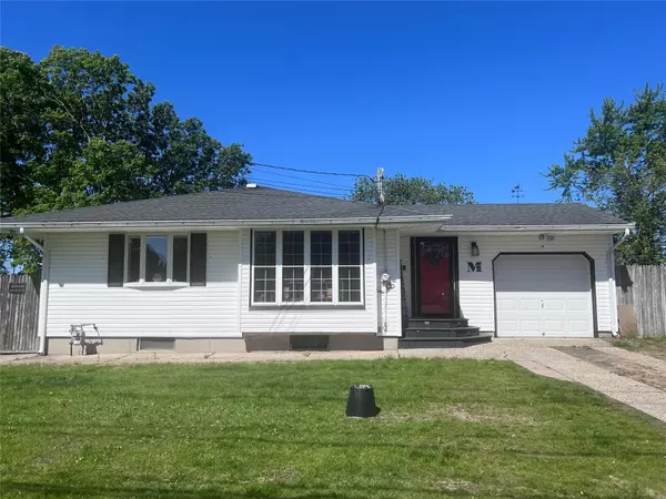 Selden, NY 11784,68 Ruland RD