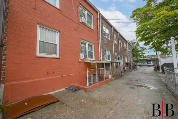 Brooklyn, NY 11234,2076 E 63 ST