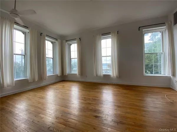 Ossining, NY 10562,2 N Water ST #1A