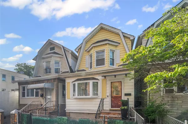 Richmond Hill, NY 11418,102-13 85th AVE