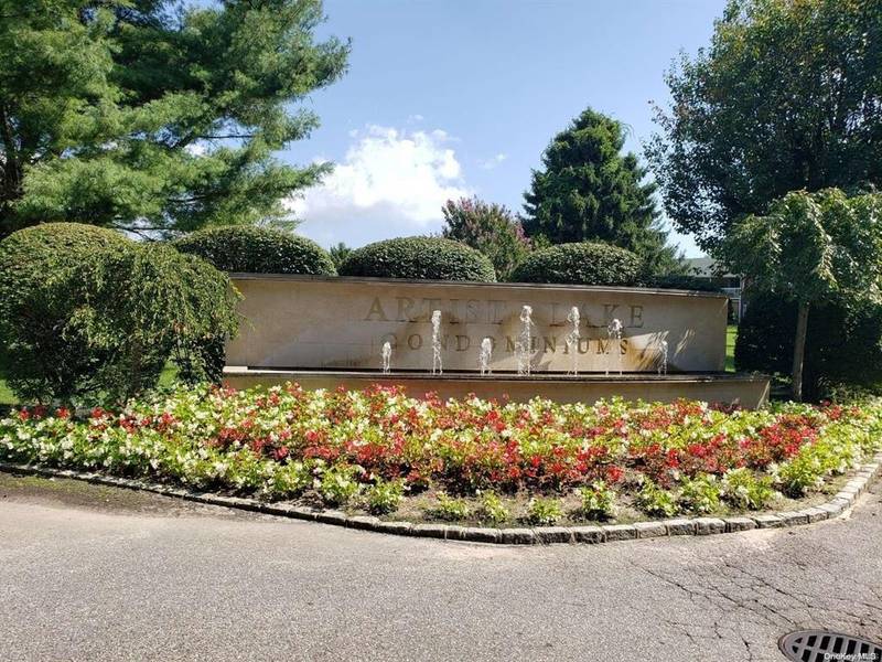 193 Artist Lake DR, Middle Island, NY 11953