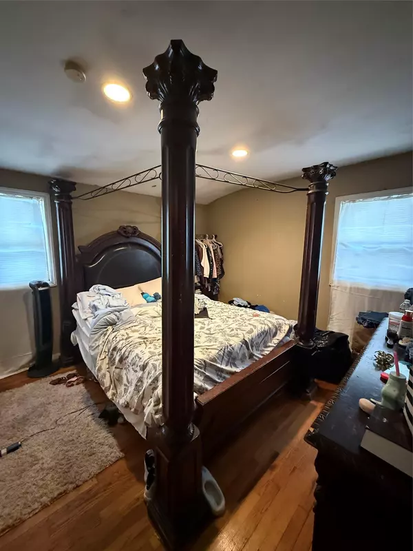 Brentwood, NY 11717,328 Brentwood Pkwy