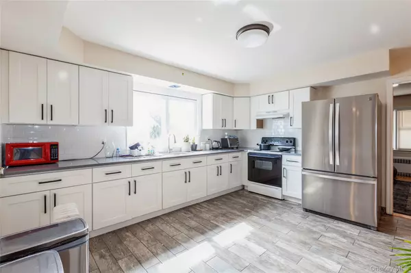 Glen Cove, NY 11542,55 Nassau AVE