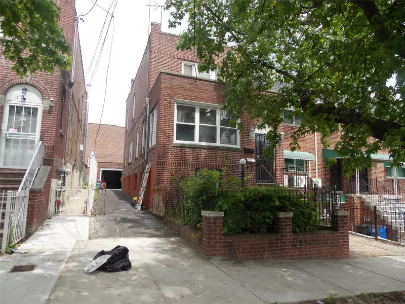 1777 Edenwald AVE, Bronx, NY 10466