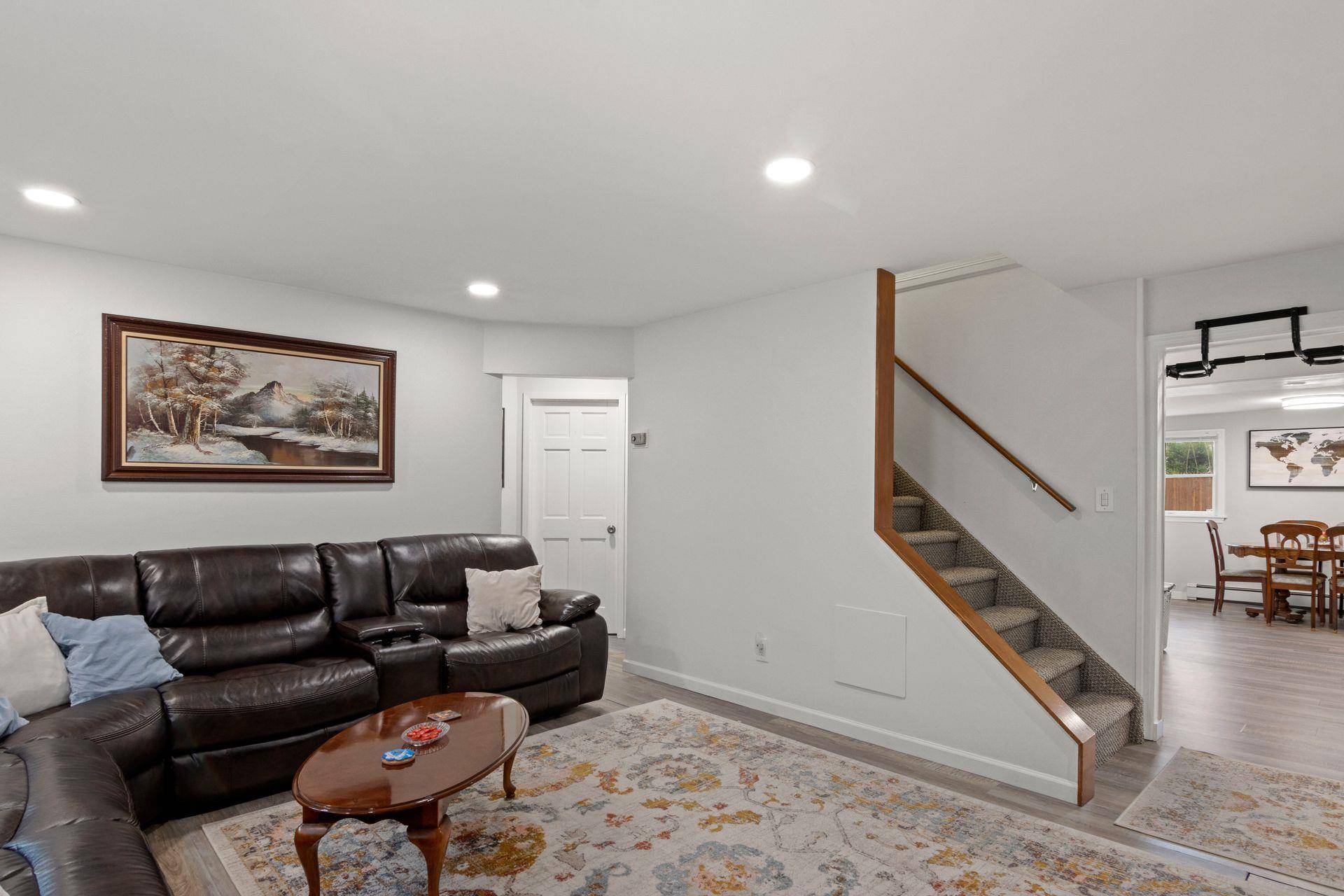 East Meadow, NY 11554,2287 7th ST