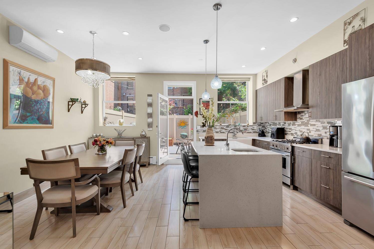 459 Vanderbilt AVE, Brooklyn, NY 11238