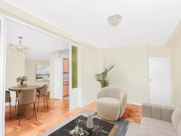 Bronx, NY 10471,5550 Fieldston RD #8D