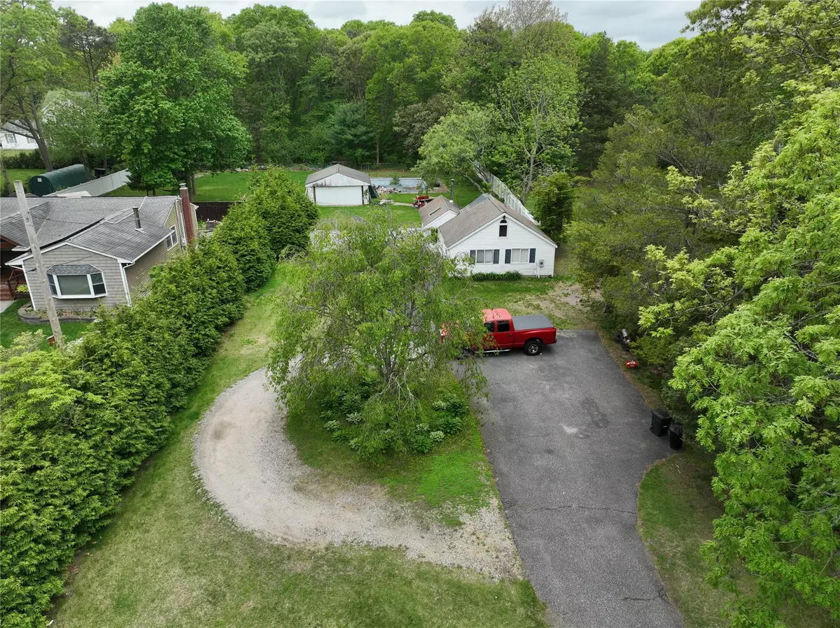 Centereach, NY 11720,46 S Coleman RD