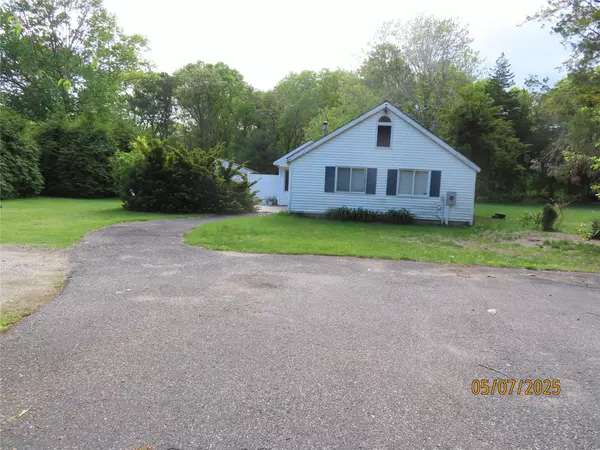 Centereach, NY 11720,46 S Coleman RD
