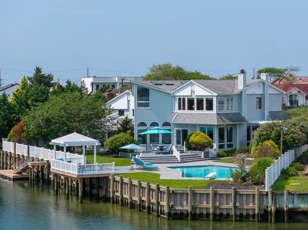 1416 Bay BLVD, Atlantic Beach, NY 11509