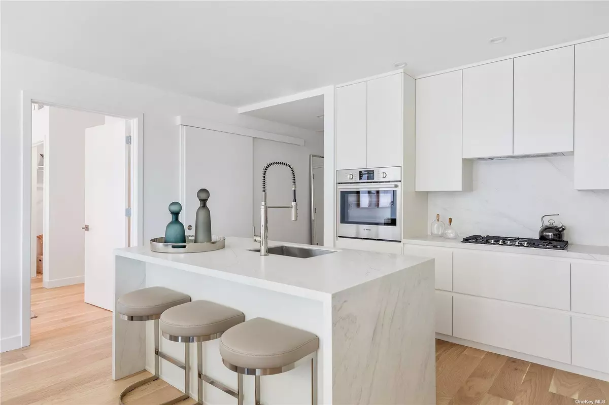 Long Beach, NY 11561,140 Boardwalk #710 B