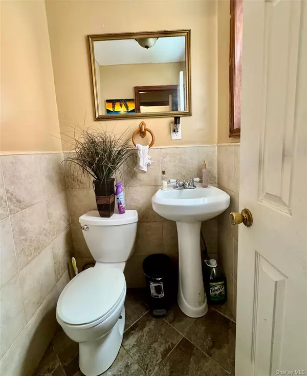 Jamaica, NY 11412,188-25 Mangin Avenue