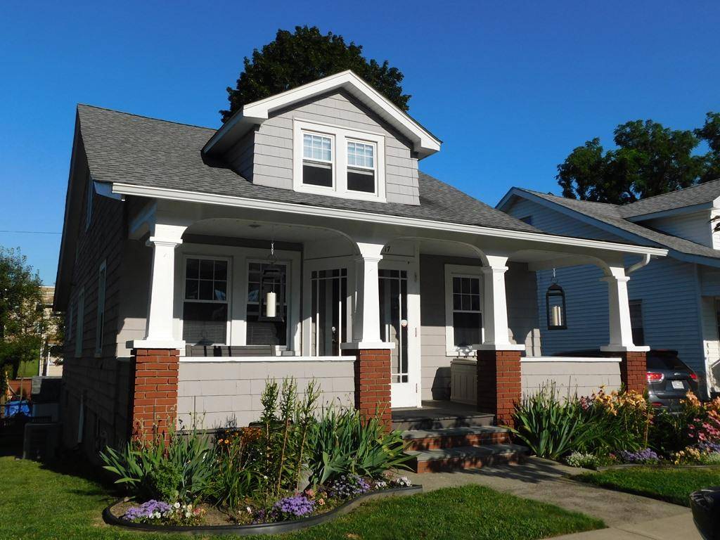 17 Roosevelt PL, Newburgh, NY 12550