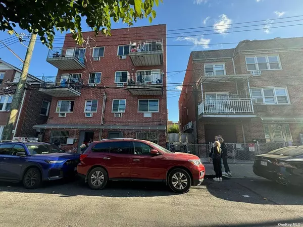 Elmhurst, NY 11373,94-68 45 AVE