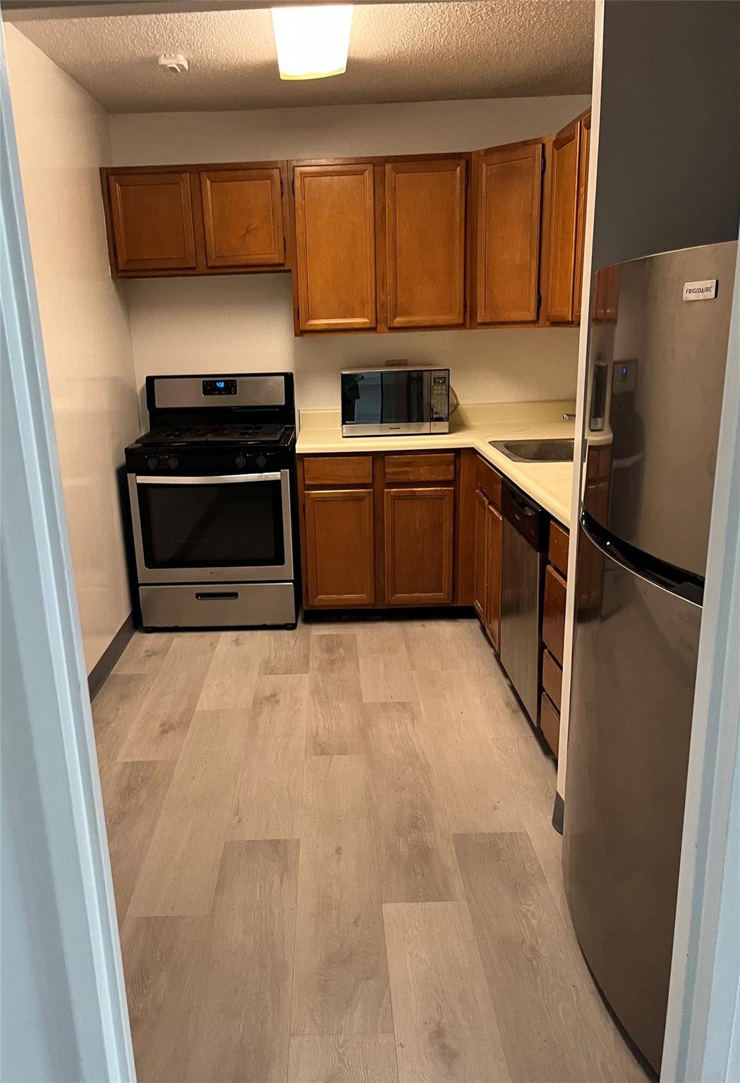 Bayside, NY 11360,2 Bay Club DR #4Z2