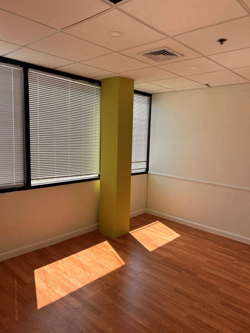 Flushing, NY 11354,129-09 26th AVE #103