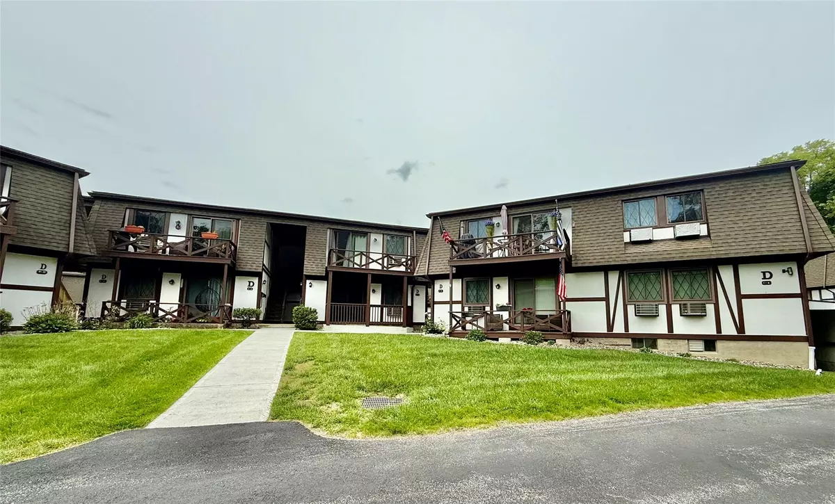 Cornwall, NY 12518,129 Main ST #D5