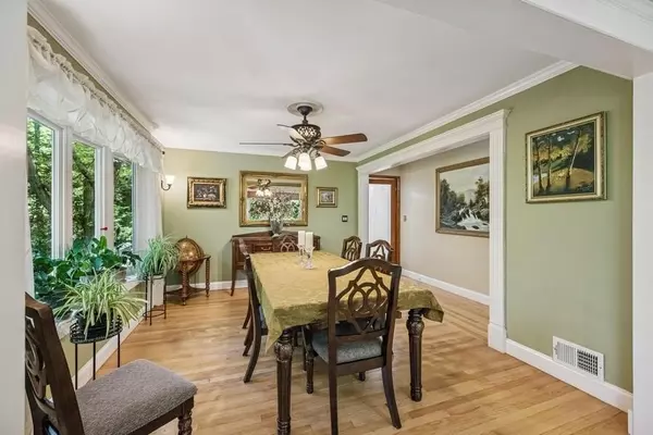Centerport, NY 11721,76 Stony Hollow RD