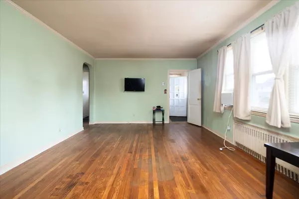 Hewlett, NY 11557,343 Franklin AVE
