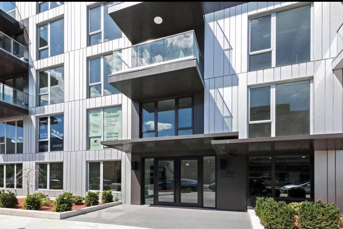 14-33 31 AVE #2B, Astoria, NY 11106