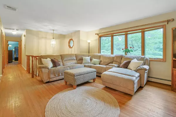 North Salem, NY 10560,12 Bogtown RD