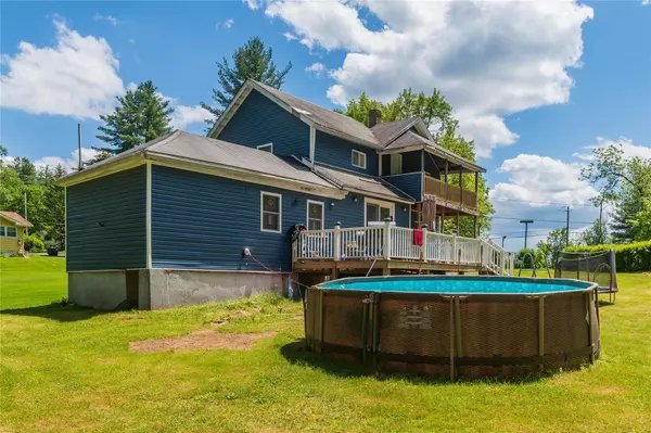 Ellenville, NY 12428,750 Irish Cape RD