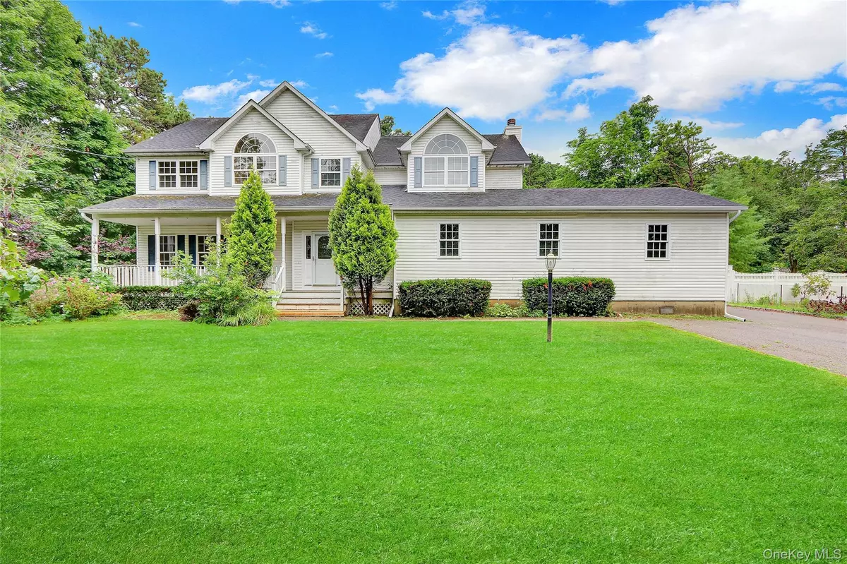Medford, NY 11763,84 Robinson AVE