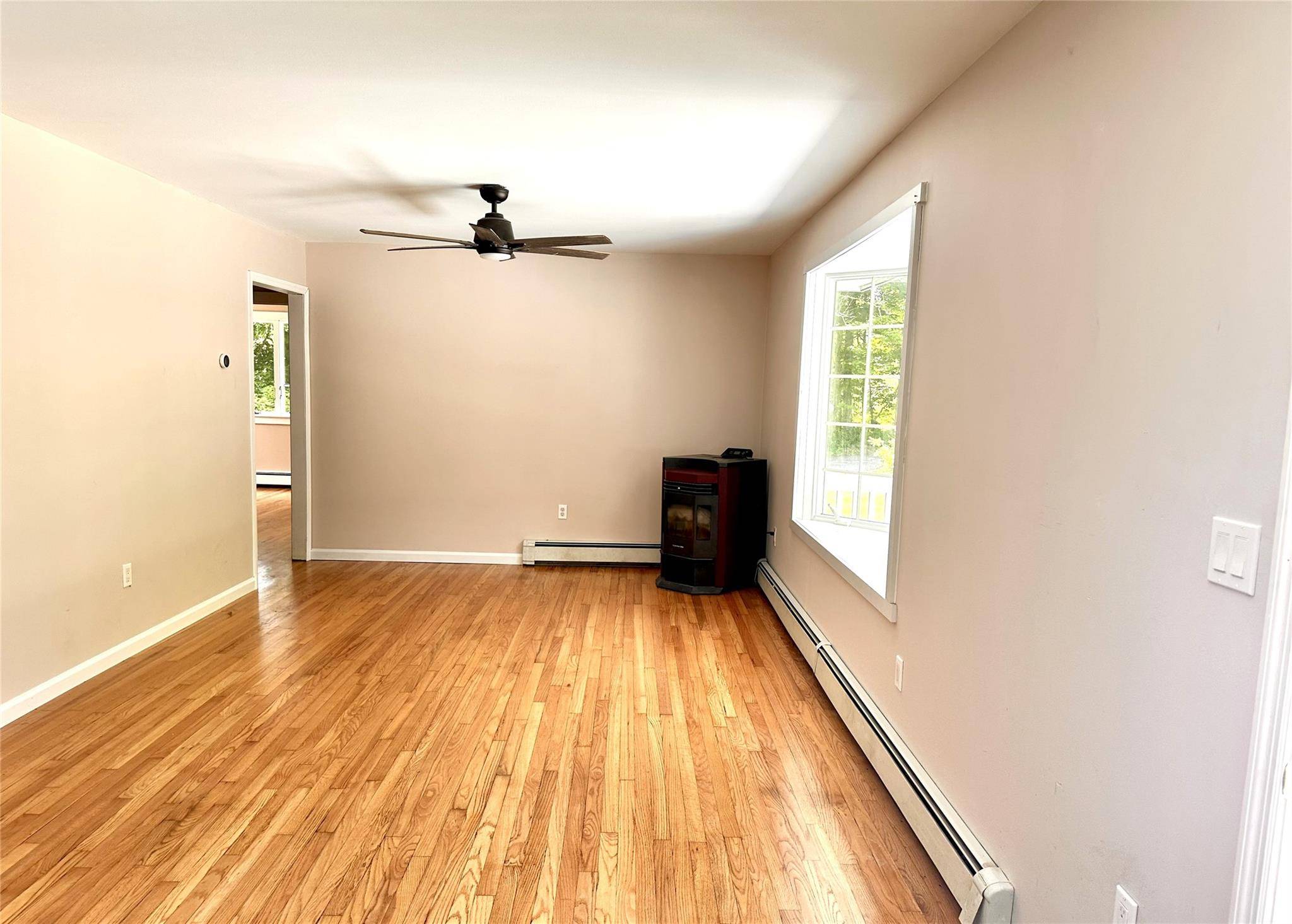 Millbrook, NY 12545,3206 Sharon TPKE
