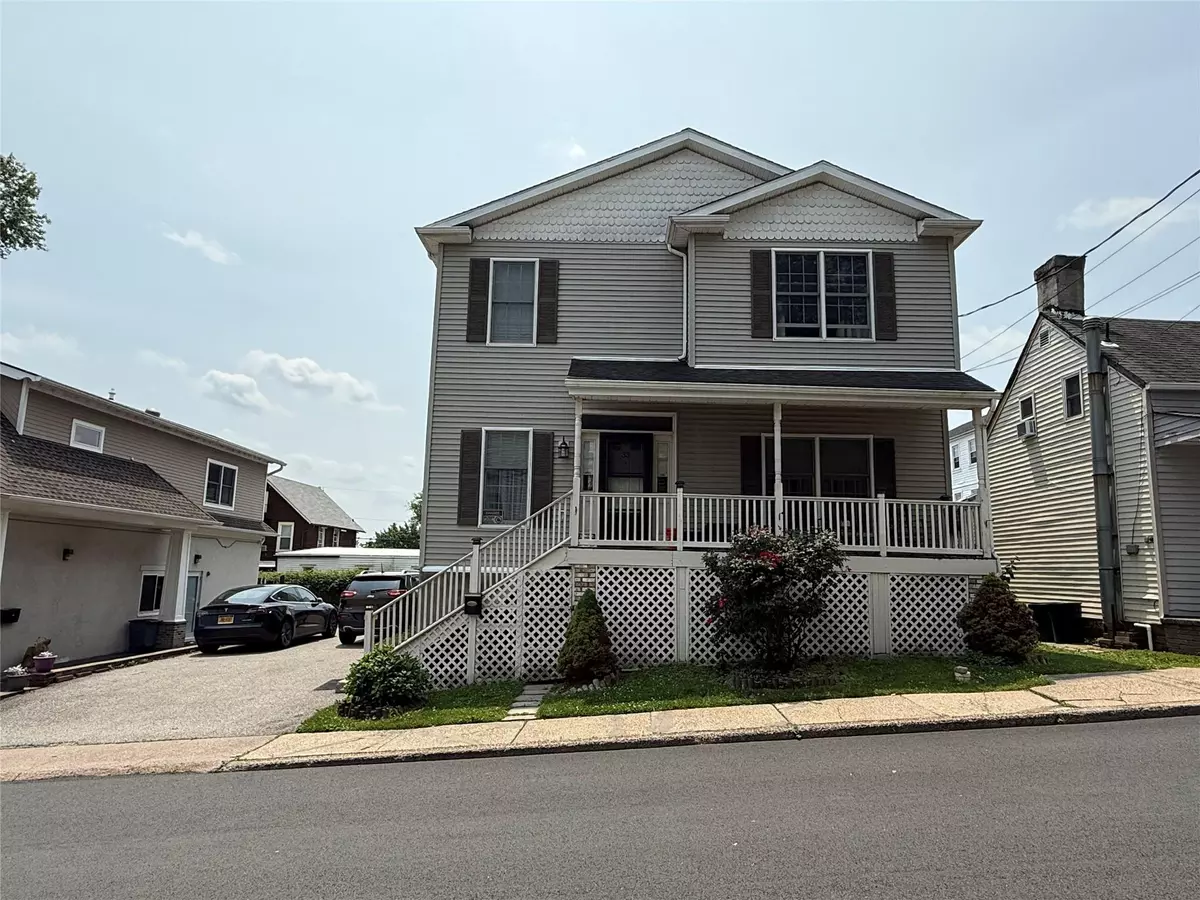 Nyack, NY 10960,33 Main ST #2F