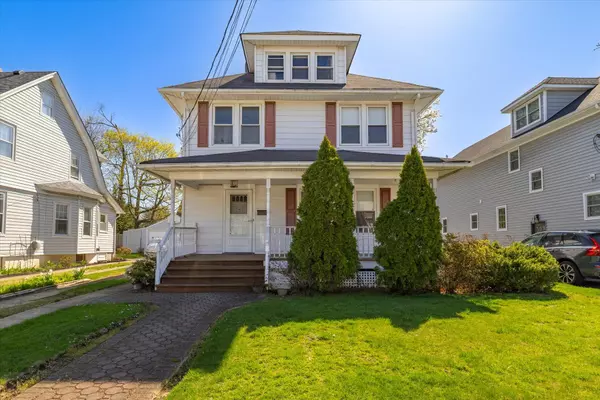 Rockville Centre, NY 11570,81 Liberty AVE