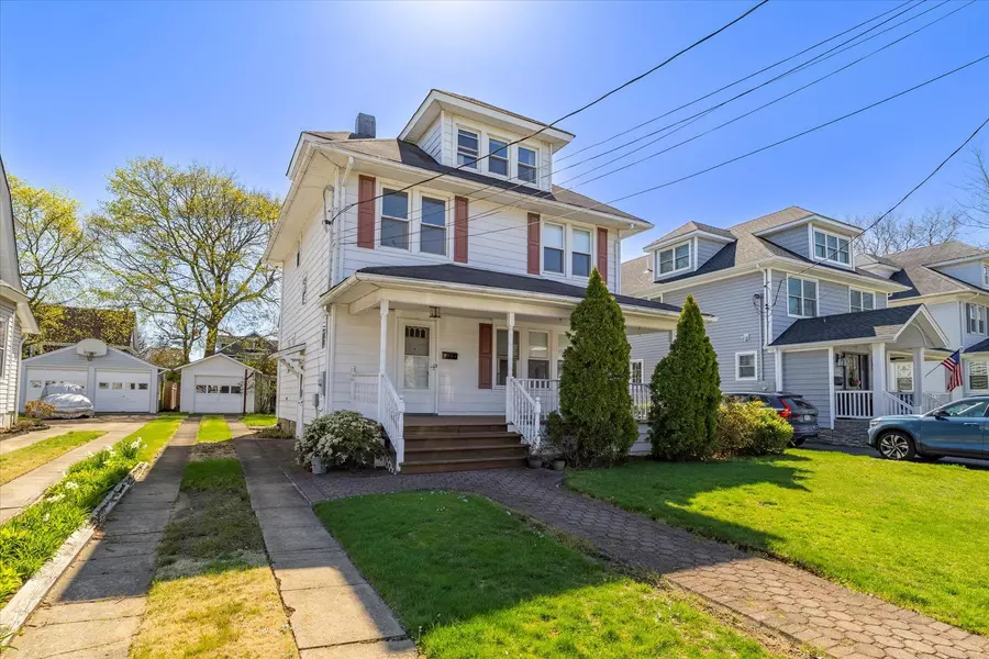 81 Liberty AVE, Rockville Centre, NY 11570