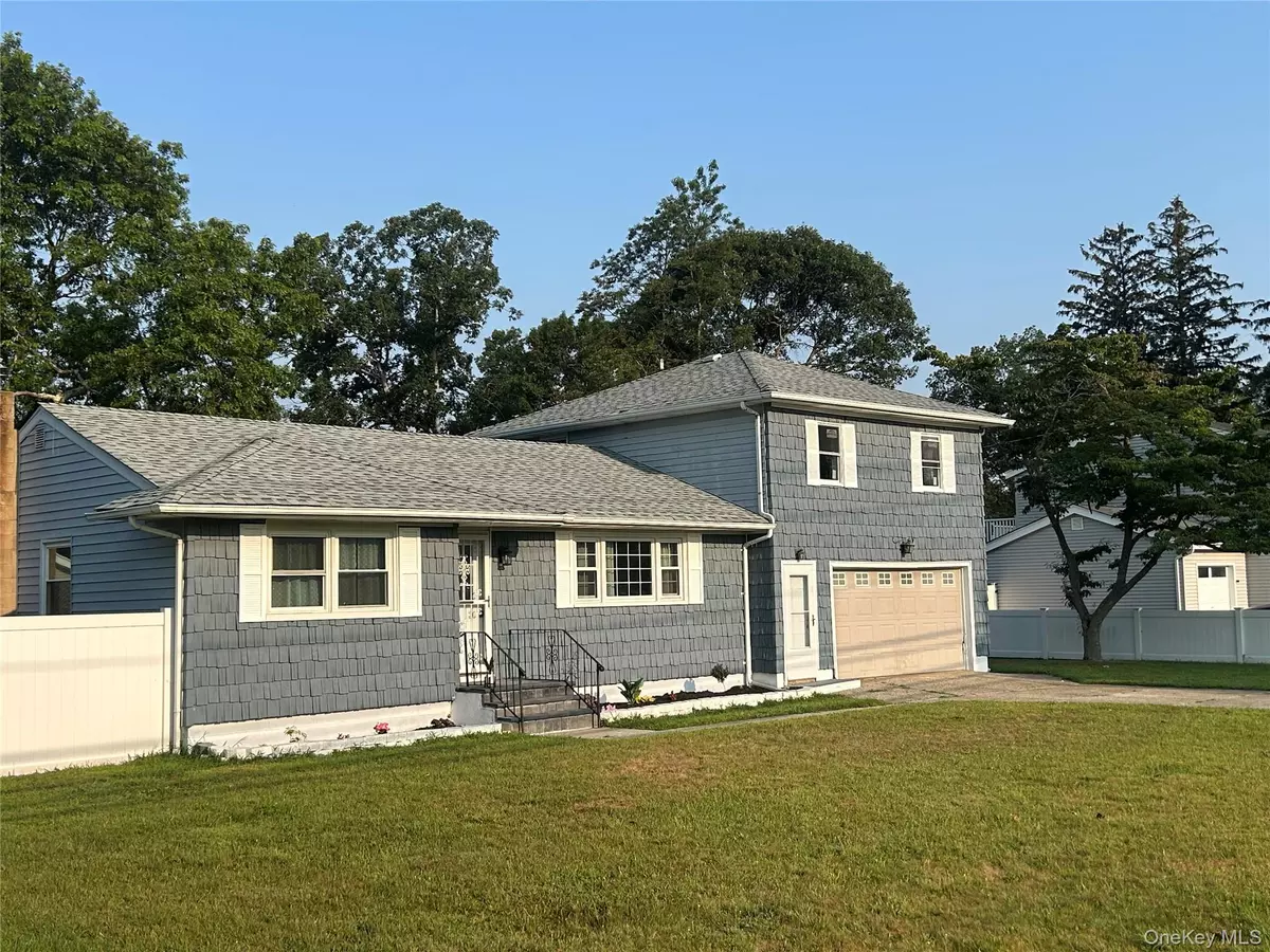 Ronkonkoma, NY 11779,2114 Julia Goldbach AVE