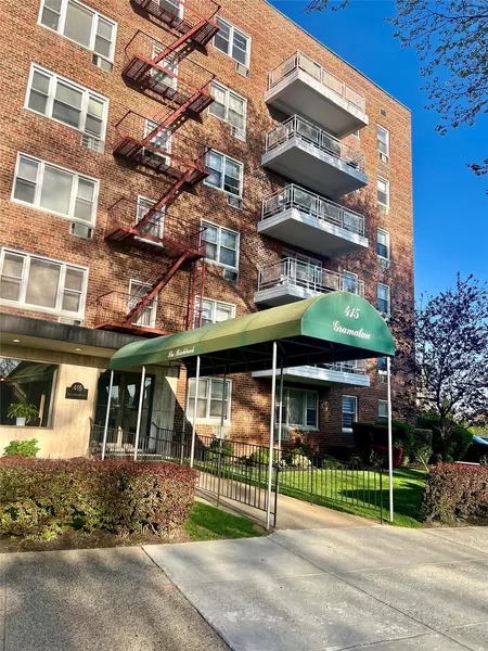 415 Gramatan AVE #5D, Mount Vernon, NY 10552