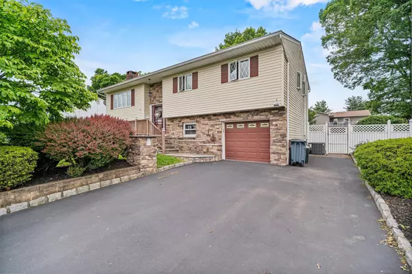Stony Point, NY 10980,23 Waldron DR