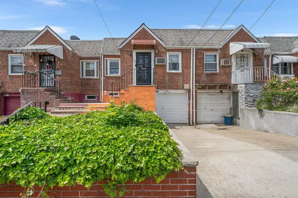 9026 Springfield BLVD, Queens Village, NY 11428