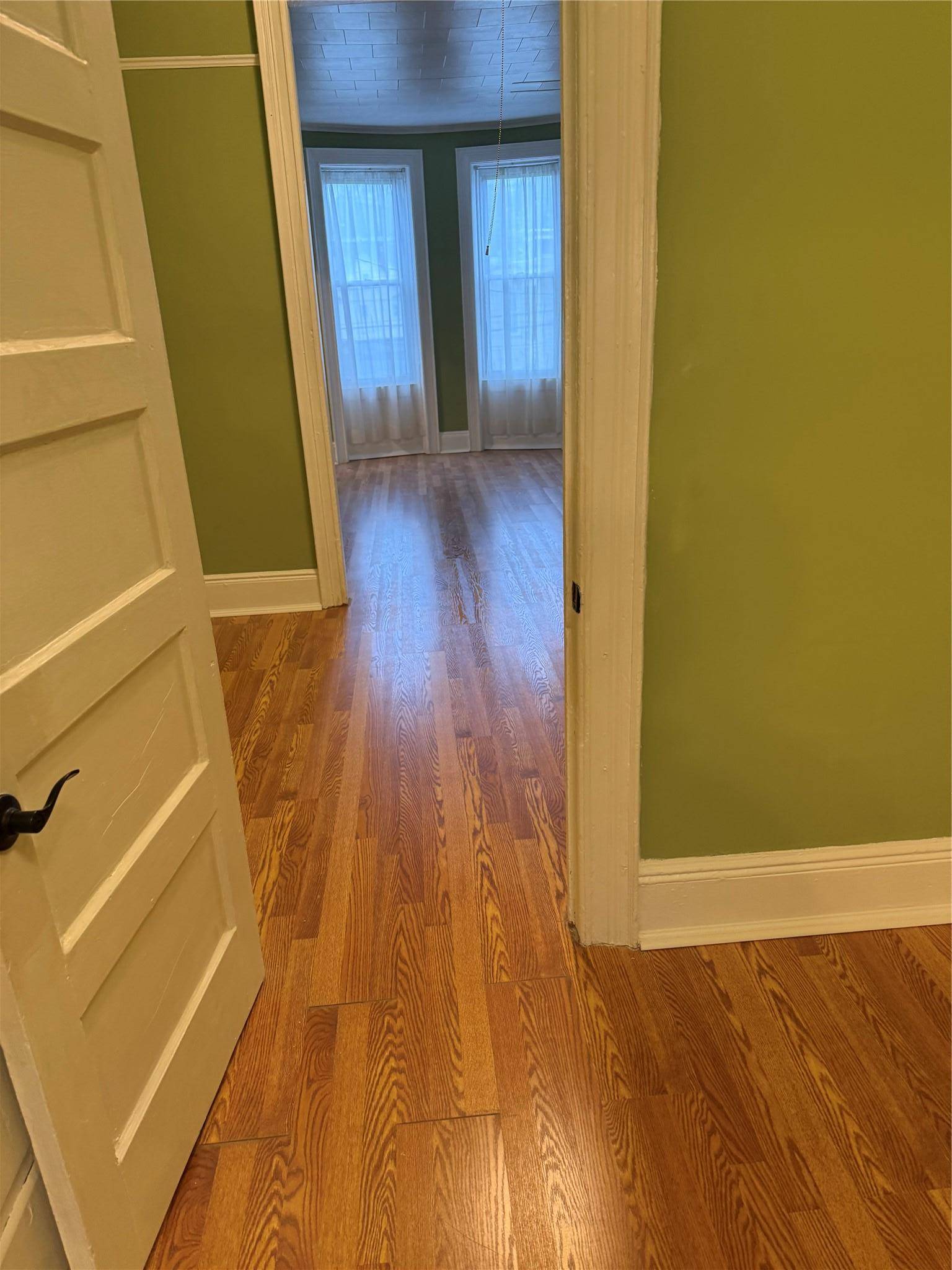 Richmond Hill, NY 11418,Address not disclosed
