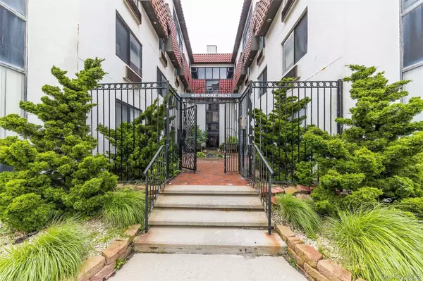 Long Beach, NY 11561,425 Shore Rd #2B
