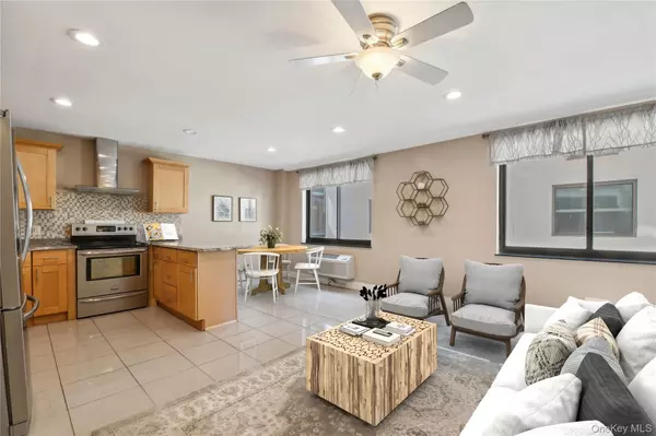 425 Shore Rd #2B, Long Beach, NY 11561