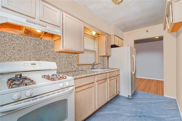 Ozone Park, NY 11417,132-01 100th ST