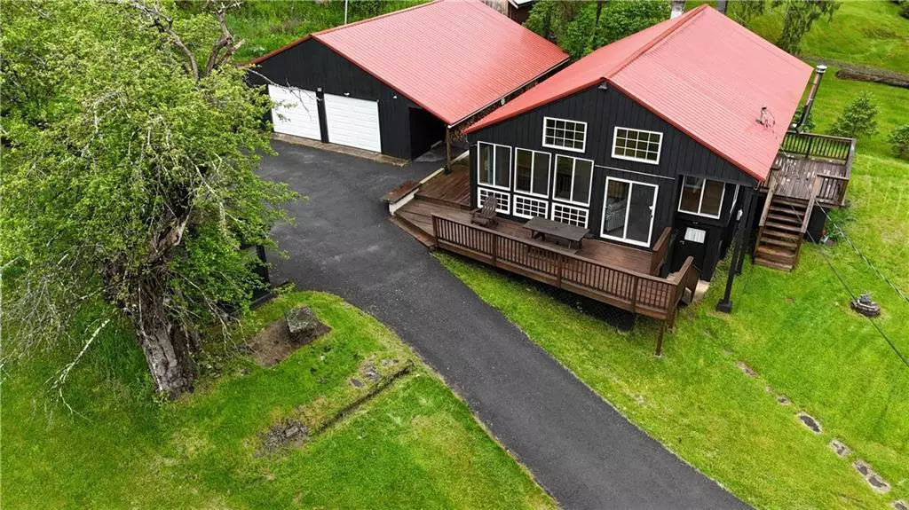 240 Cooks Brook RD, Roscoe, NY 12776