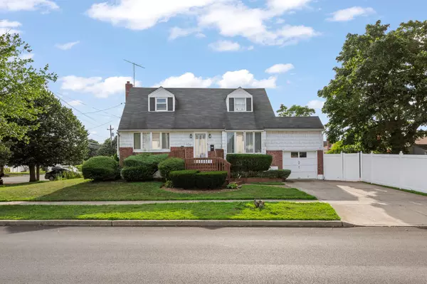 3124 Nassau RD,  Oceanside,  NY 11572