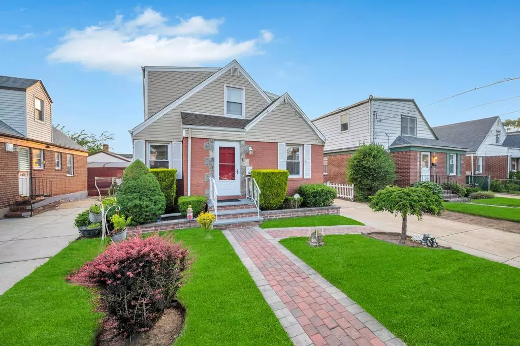 Valley Stream, NY 11580,56 Mary ST