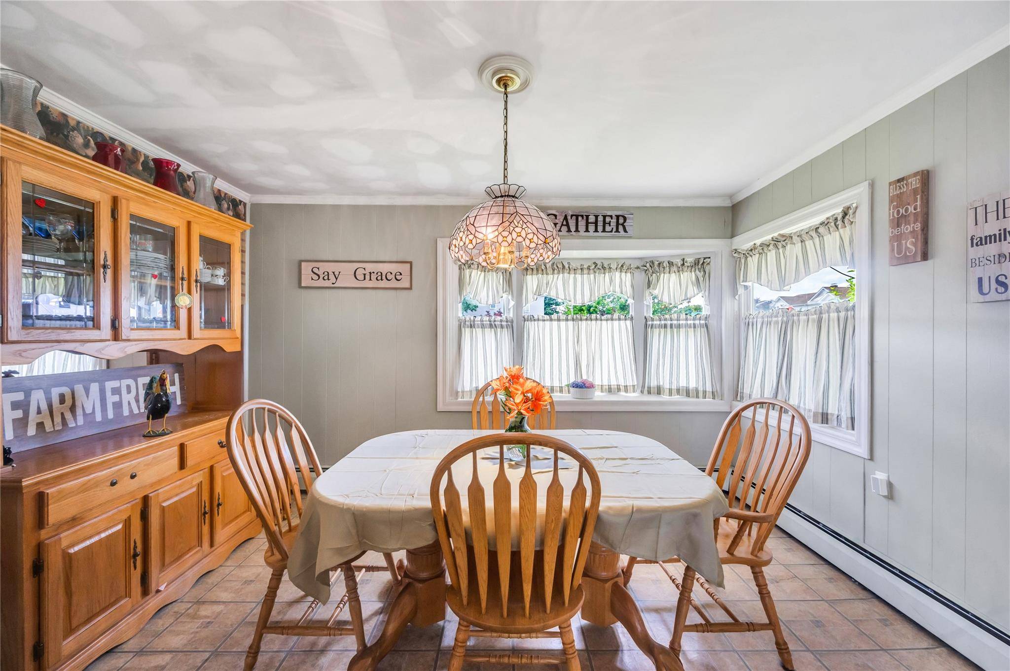 Levittown, NY 11756,190 Meridian RD