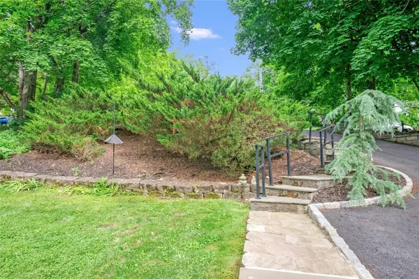 Chappaqua, NY 10514,100 Castle RD