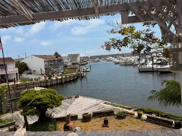 Freeport, NY 11520,335 Arthur Street ST