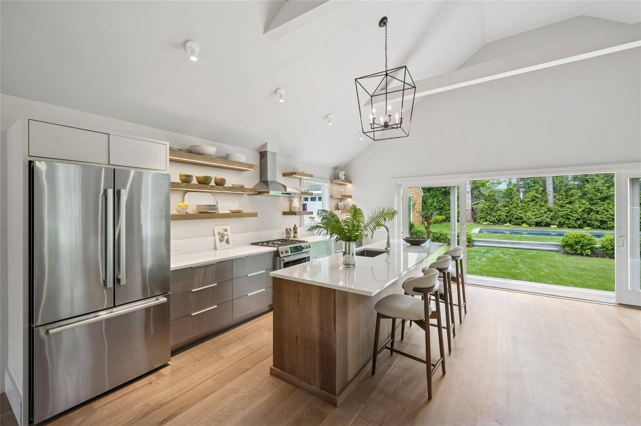 Sag Harbor, NY 11963,69 Bay View DR